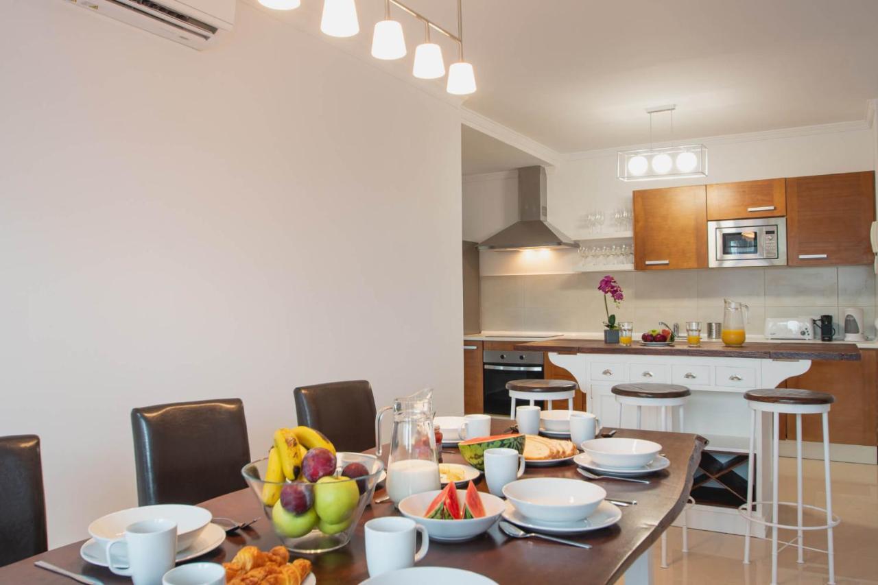 Stylish 6 Bedroom Villa Princesa - Hot Tub - Heated Pool - Near Beach & Waterparks Коста Бланка Экстерьер фото