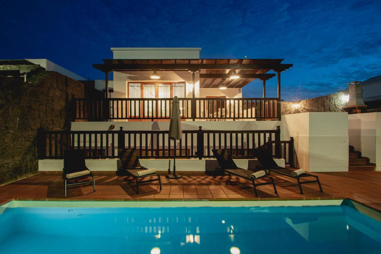 Stylish 6 Bedroom Villa Princesa - Hot Tub - Heated Pool - Near Beach & Waterparks Коста Бланка Экстерьер фото